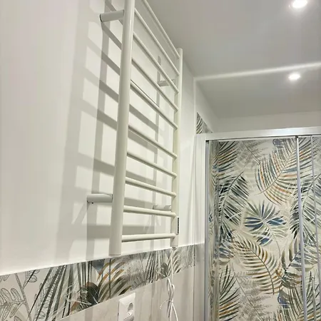 Sempre Di Domenica Nyaraló Bari